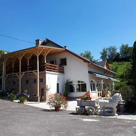 Borkuti Panzio Es Hotel