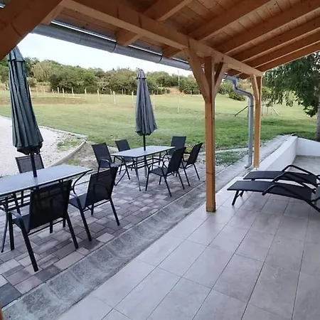 Hotel Borkuti Panzio Es